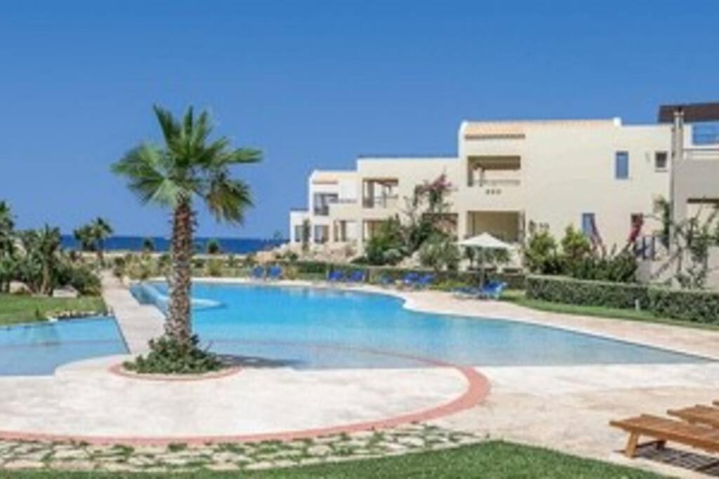 Odyssey Beach Front Apartment Chania  Екстер'єр фото